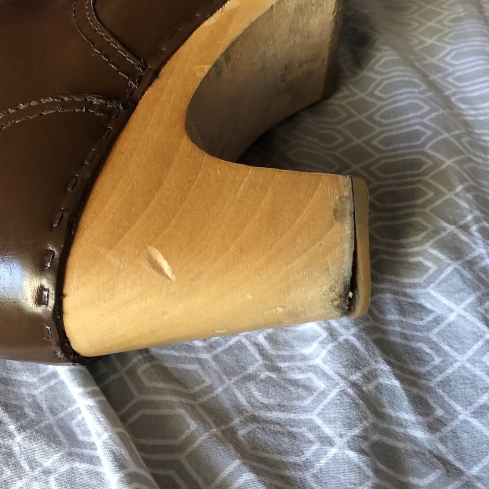 Swedish Hasbeens Brown Leather Lace-Up Platform Clog Boots with Tan Wood Soles - Picture 8 of 16